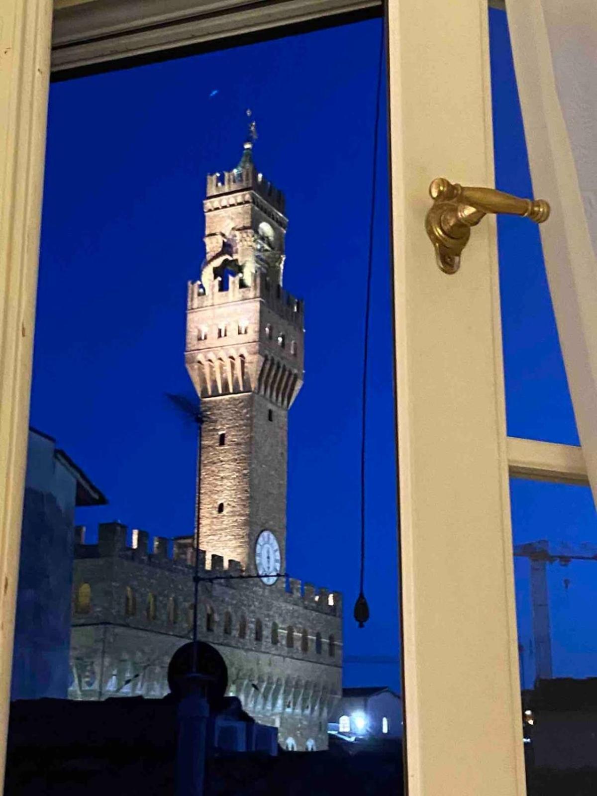 Signoria Elegant With View Palazzo Vecchio * Florença