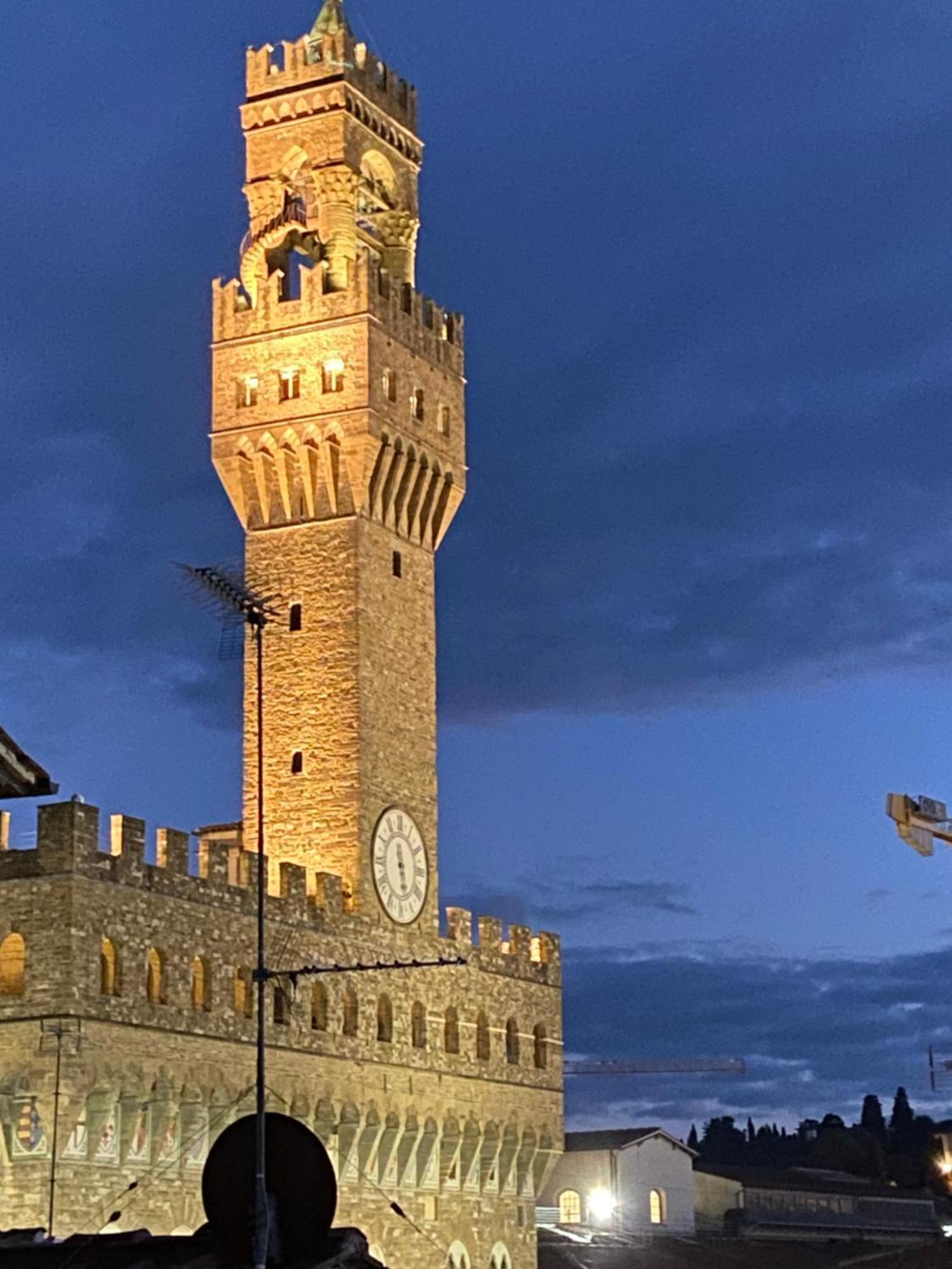 Signoria Elegant With View Palazzo Vecchio Apartamento Florença